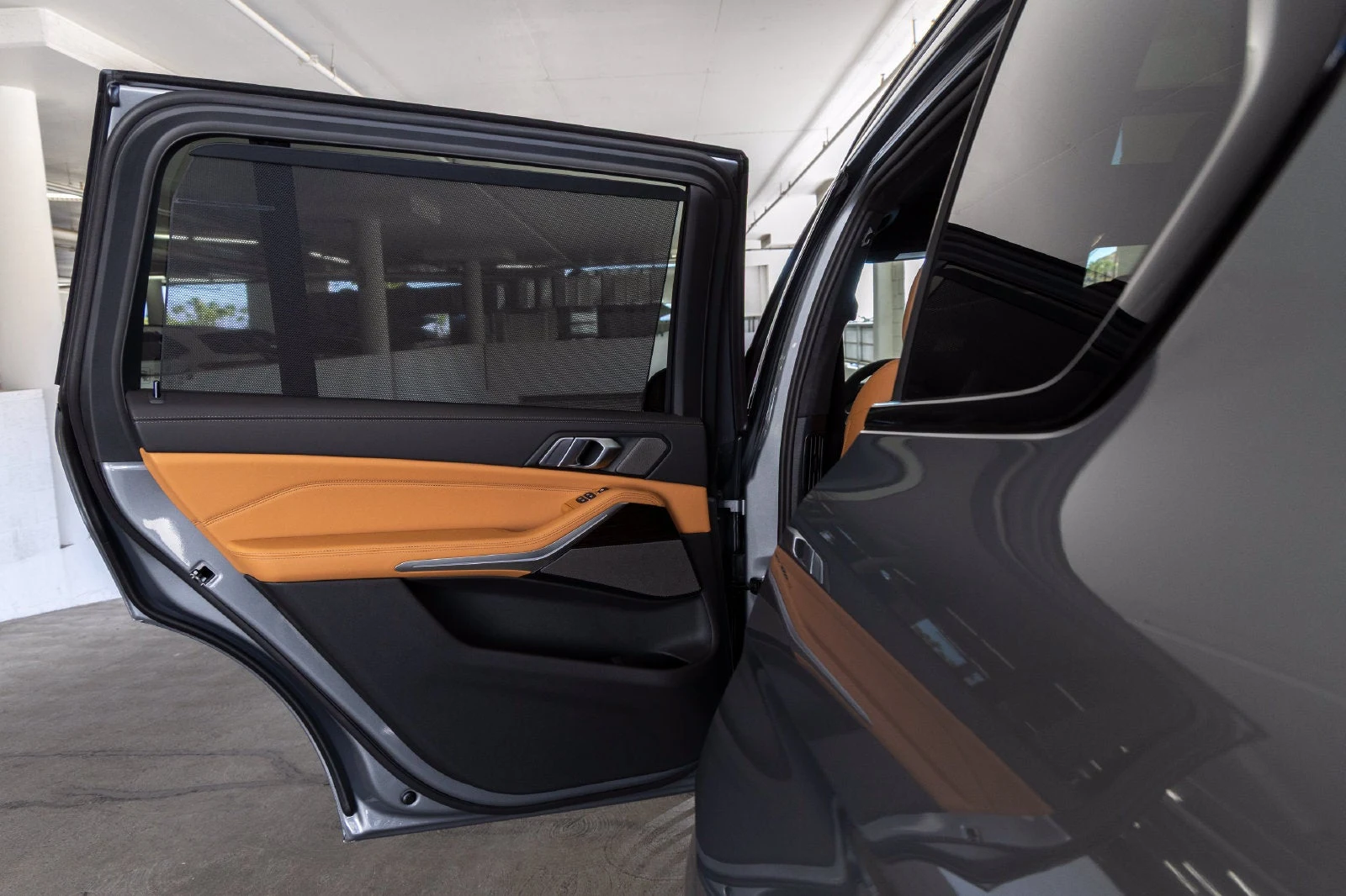 2027 BMW X7 xDrive40i (G07), 18/20
