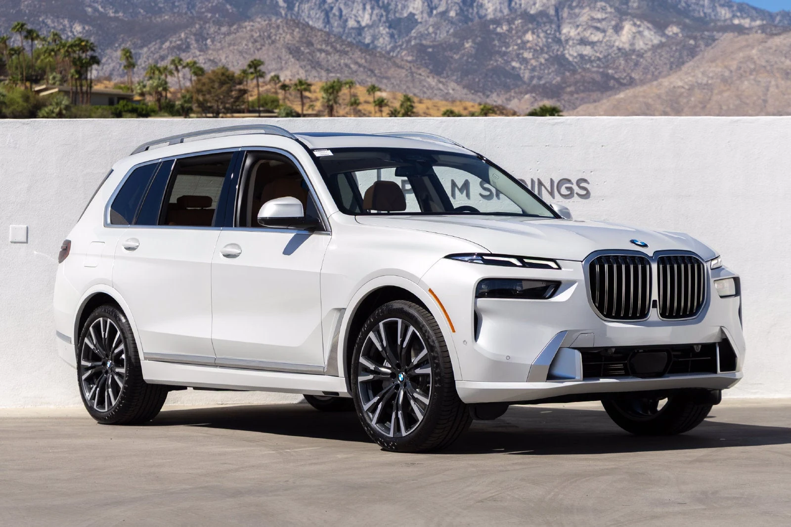 2027 BMW X7 xDrive40i (G07), 2/20