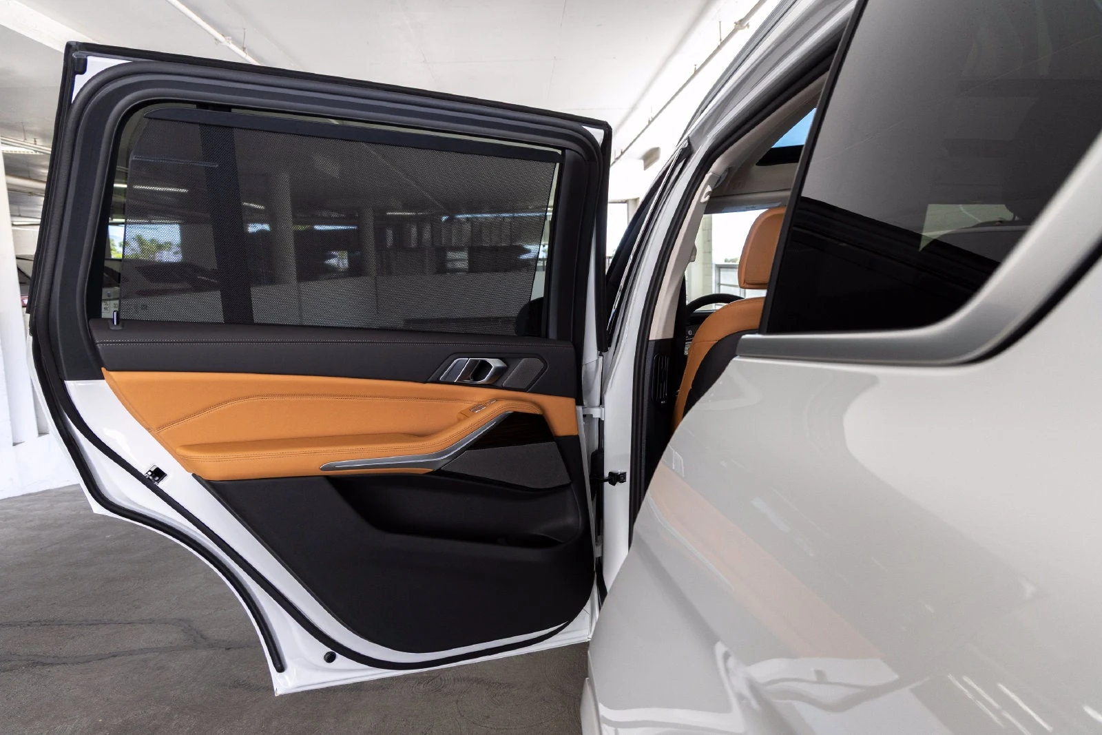 2027 BMW X7 xDrive40i (G07), 17/20