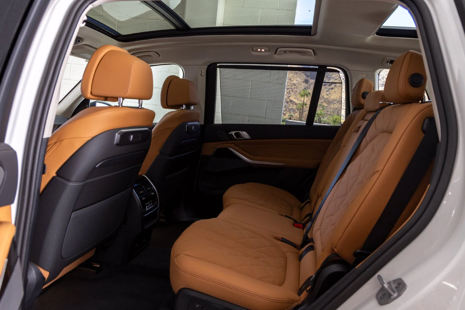 2027 BMW X7 xDrive40i (G07), 18/20