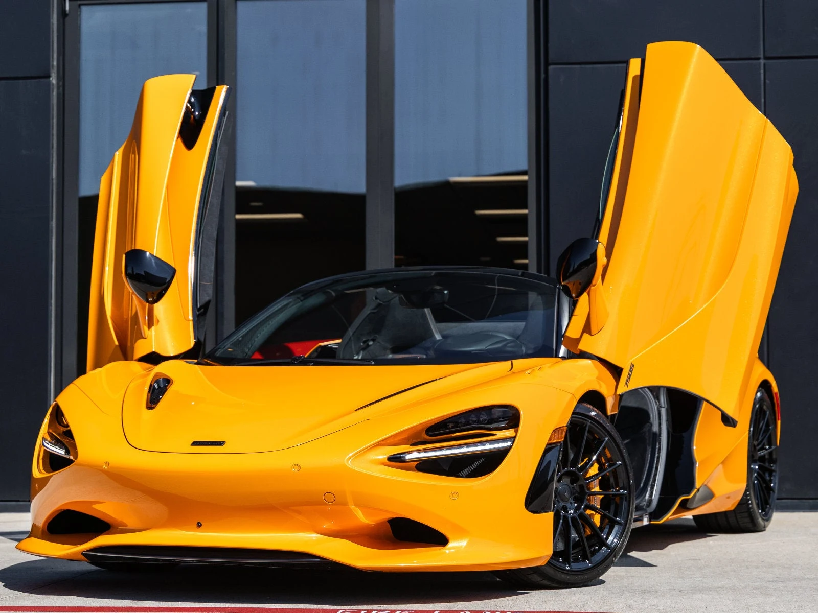 2027 McLaren 750S Spider, 2/20