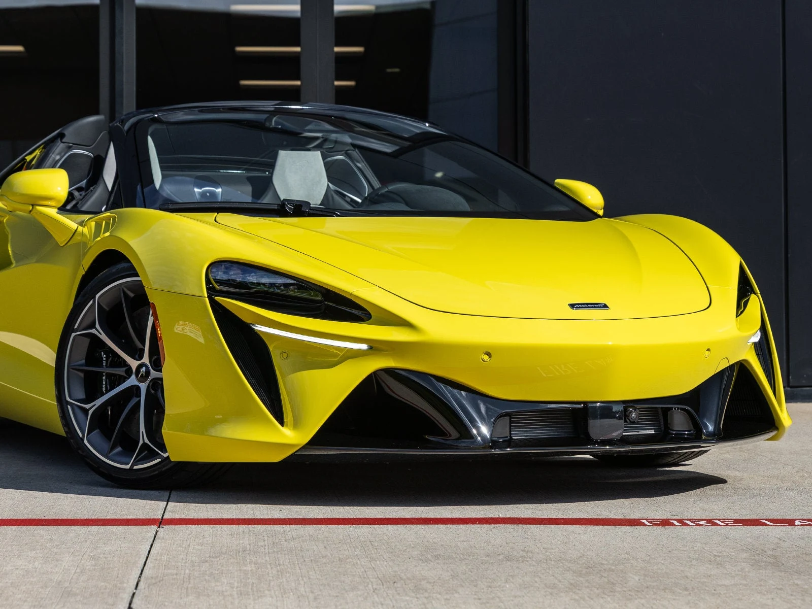 2027 McLaren Artura Spider, 6/20