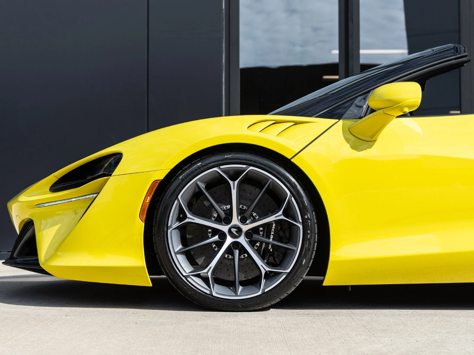 2027 McLaren Artura Spider, 13/20
