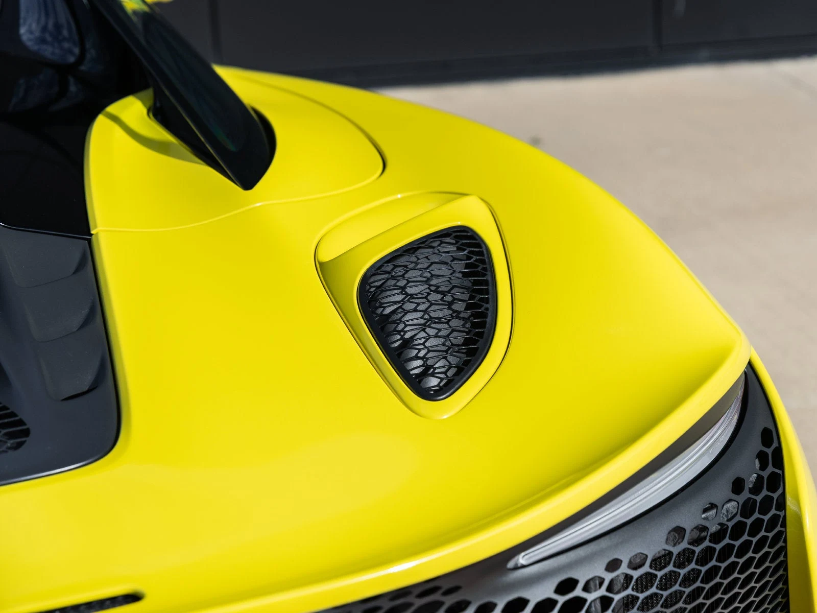 2027 McLaren Artura Spider, 15/20