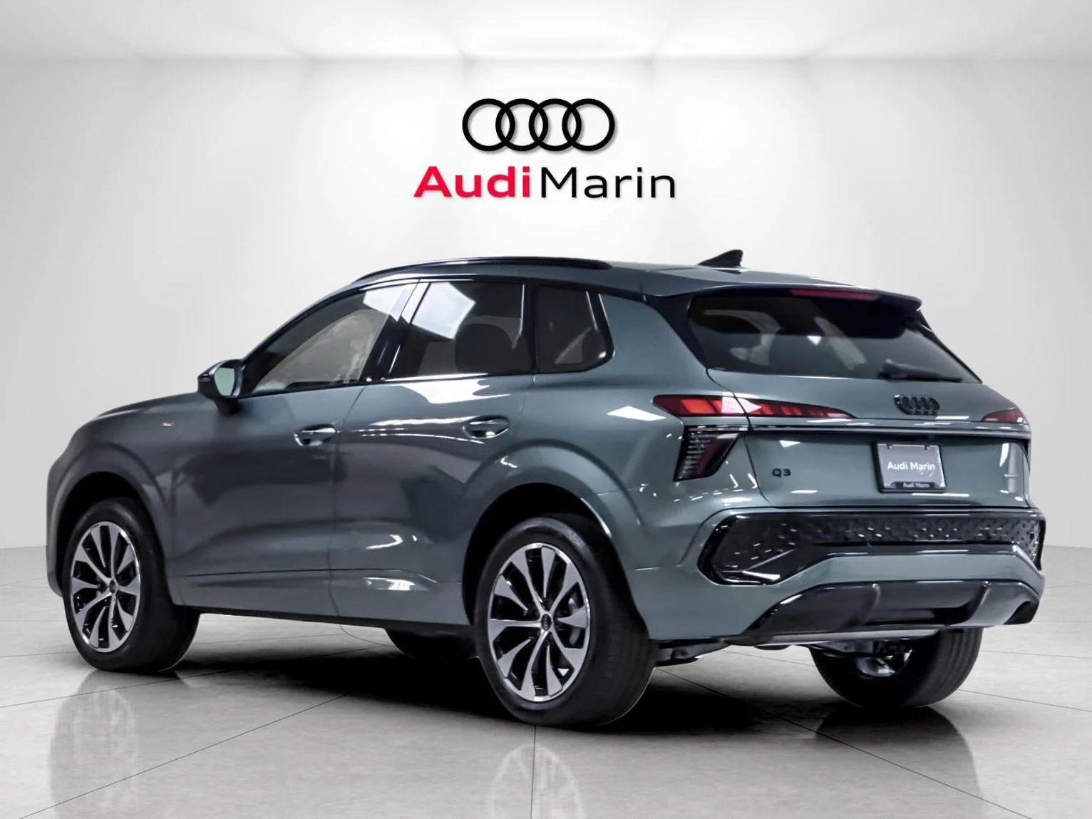 2026 Audi Q3 S line (FJ), 3/20