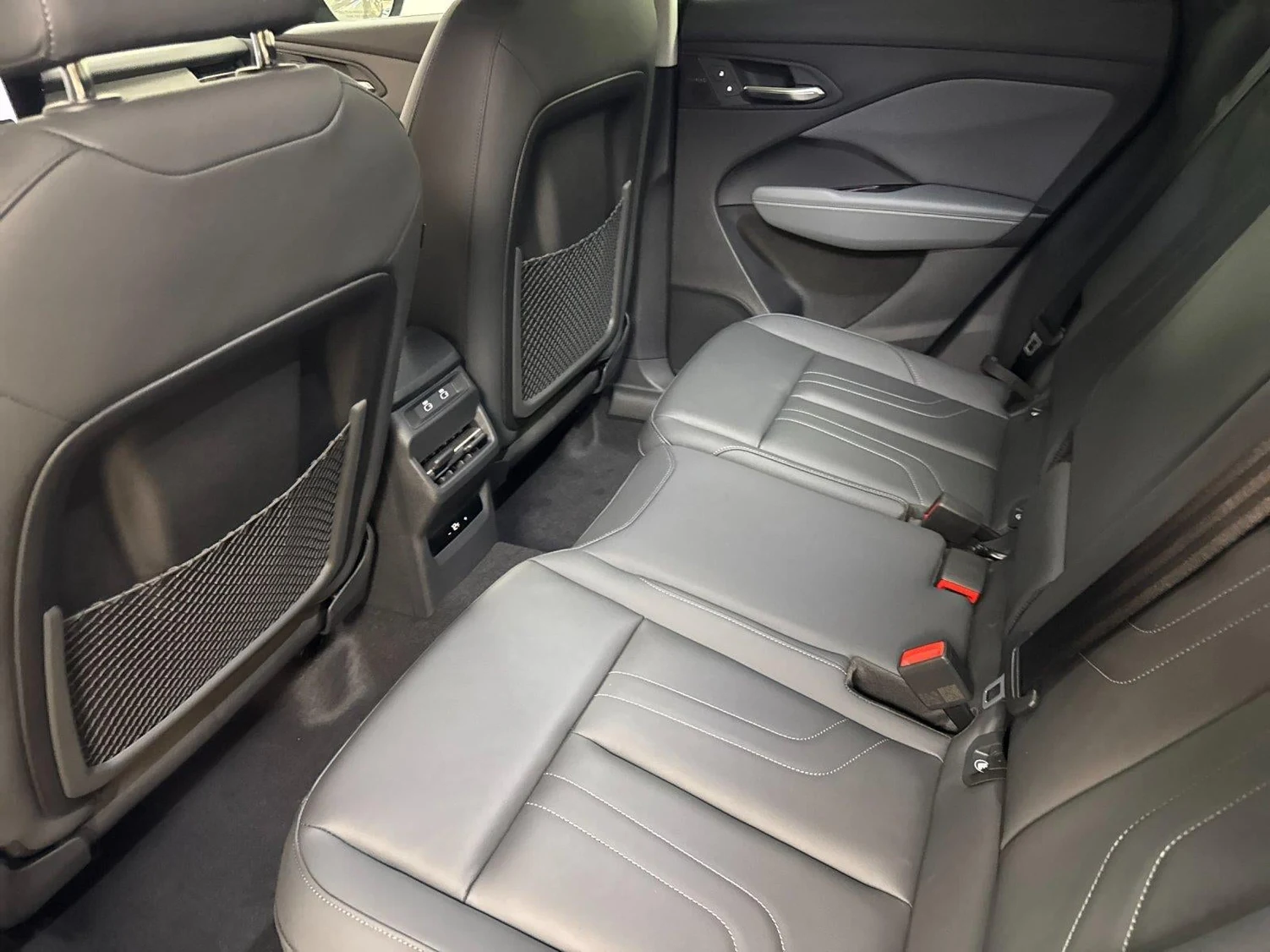 2026 Audi Q3 S line (FJ), 11/20