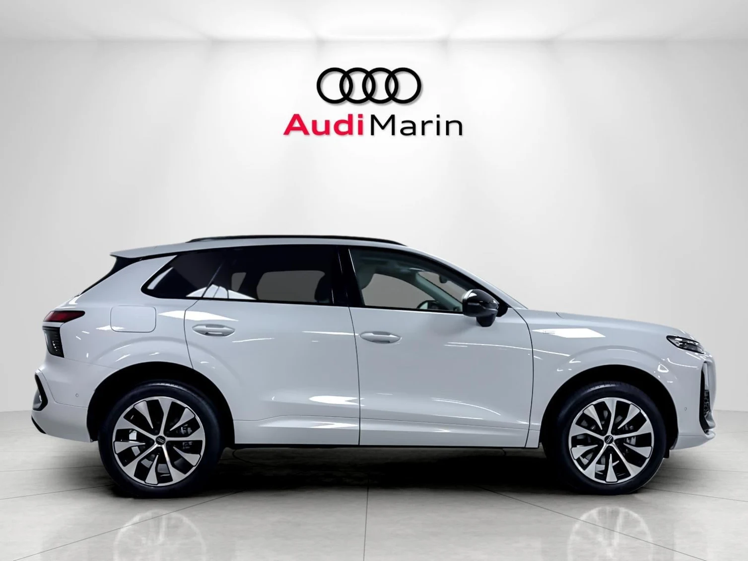 2026 Audi Q3 S line (FJ), 6/20