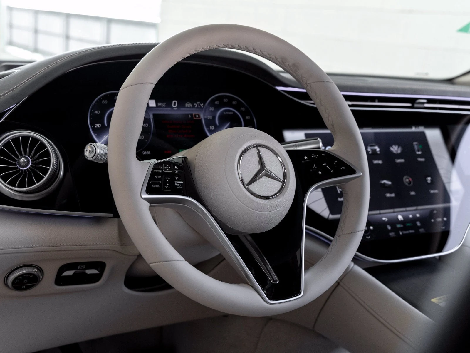 2027 Mercedes-Benz EQS 400 4MATIC SUV (X296), 16/20