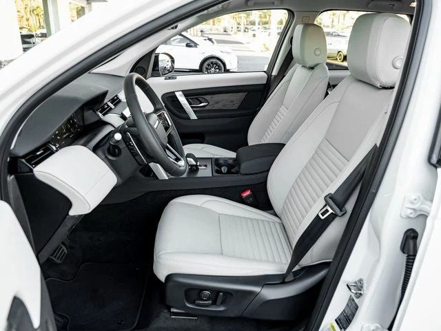 2025 Land Rover Discovery Sport S (L550), 14/20