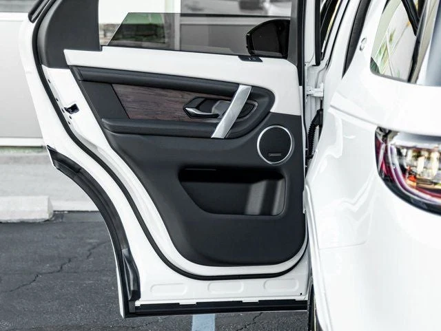 2025 Land Rover Discovery Sport S (L550), 20/20