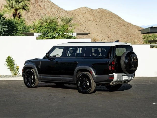 2025 Land Rover Defender 130 S (L663), 9/20