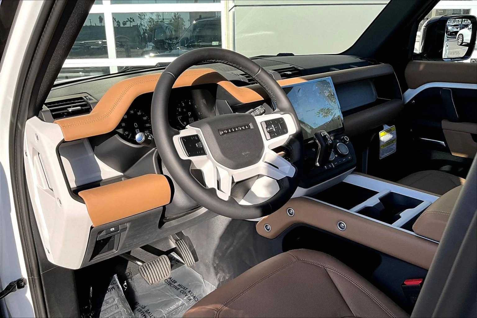 2026 Land Rover Defender 130 X-Dynamic SE (L663), 6/14