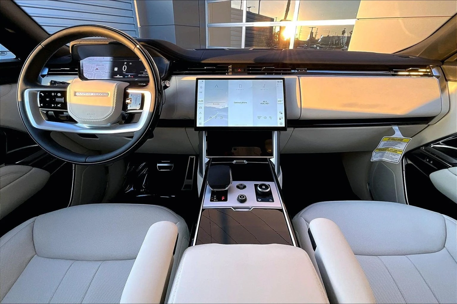 2027 Land Rover Range Rover SE (L460), 5/14