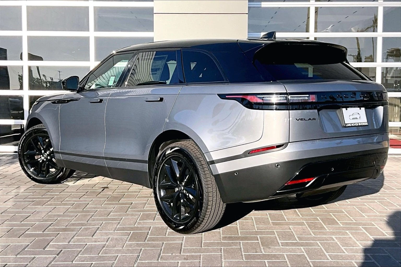 2026 Land Rover Range Rover Velar S (L560), 3/13
