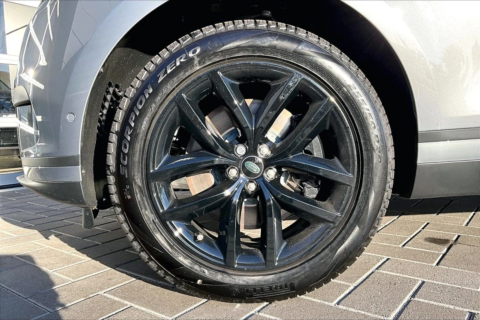 2026 Land Rover Range Rover Velar S (L560), 11/13