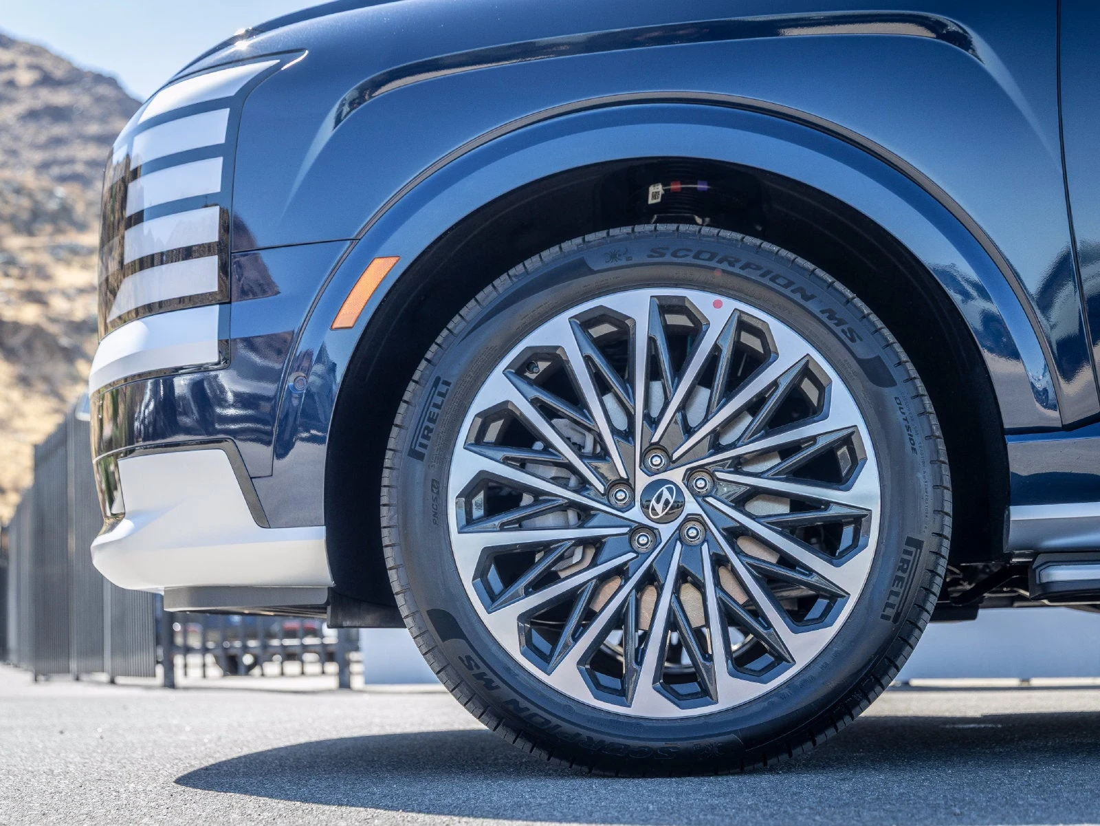 2027 Hyundai Palisade Hybrid Calligraphy (LX3), 4/20