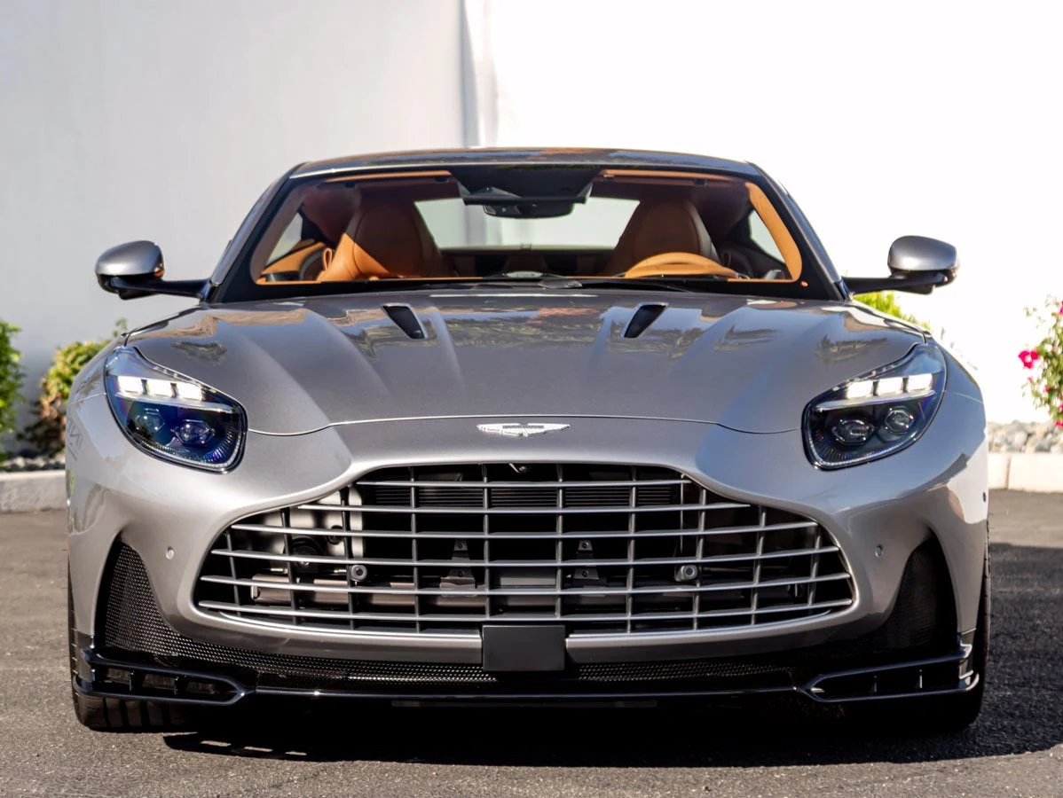 2026 Aston Martin DB12 S, 3/20