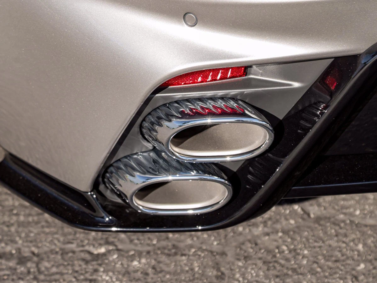 2026 Aston Martin DB12 S, 13/20