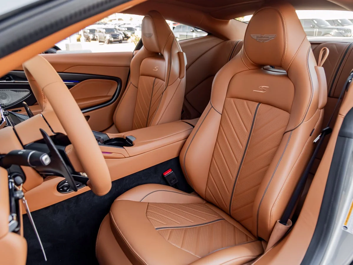 2026 Aston Martin DB12 S, 16/20