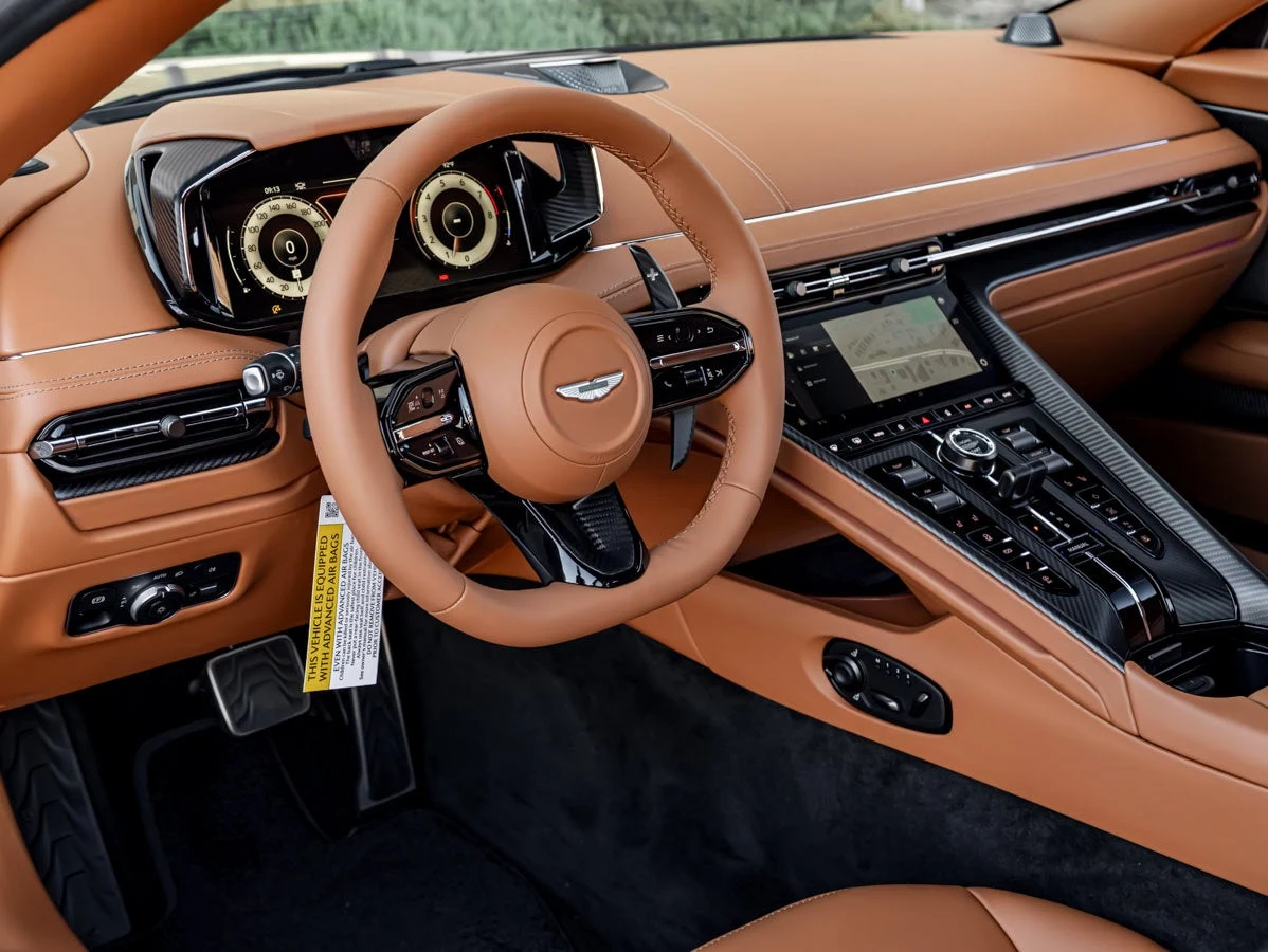 2026 Aston Martin DB12 S, 19/20