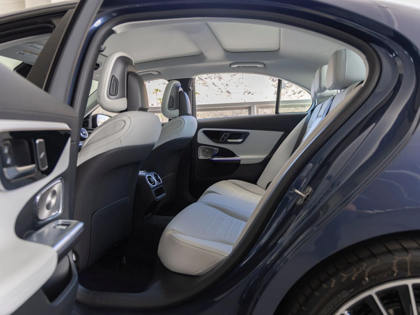 2026 Mercedes-Benz C 300 (W206), 19/20