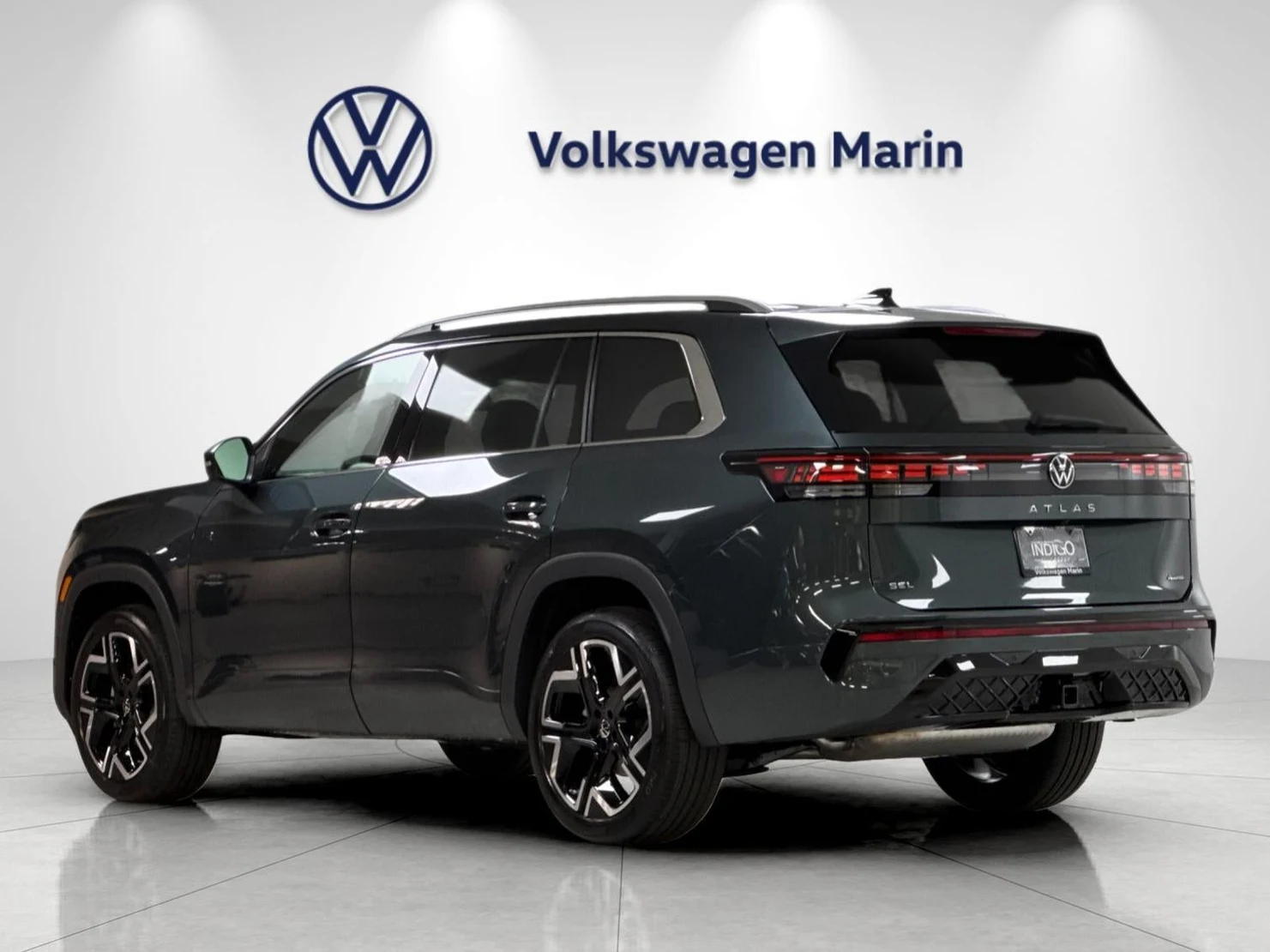 2027 Volkswagen Atlas 2.0T SEL Premium R-Line (2024 Update), 3/20