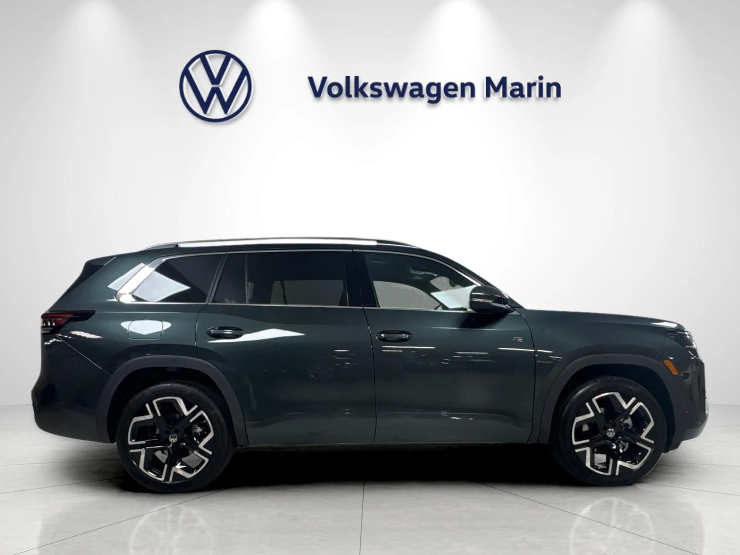 2027 Volkswagen Atlas 2.0T SEL Premium R-Line (2024 Update), 6/20