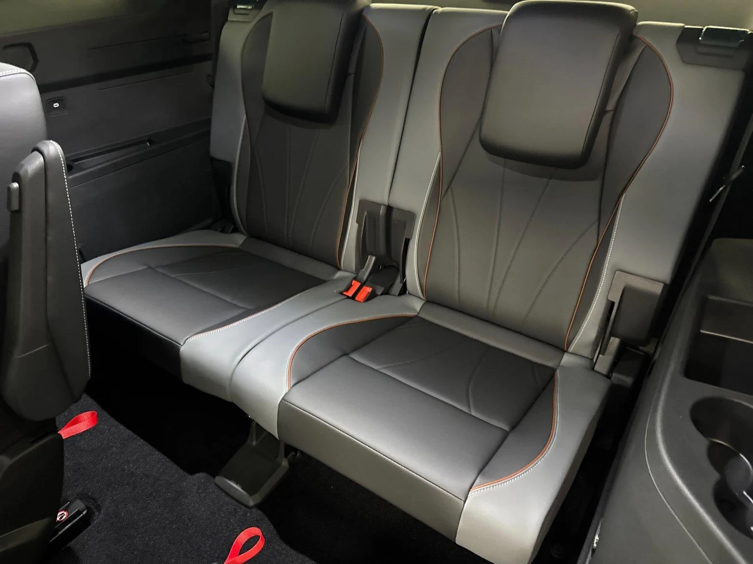 2027 Volkswagen Atlas 2.0T SEL Premium R-Line (2024 Update), 14/20