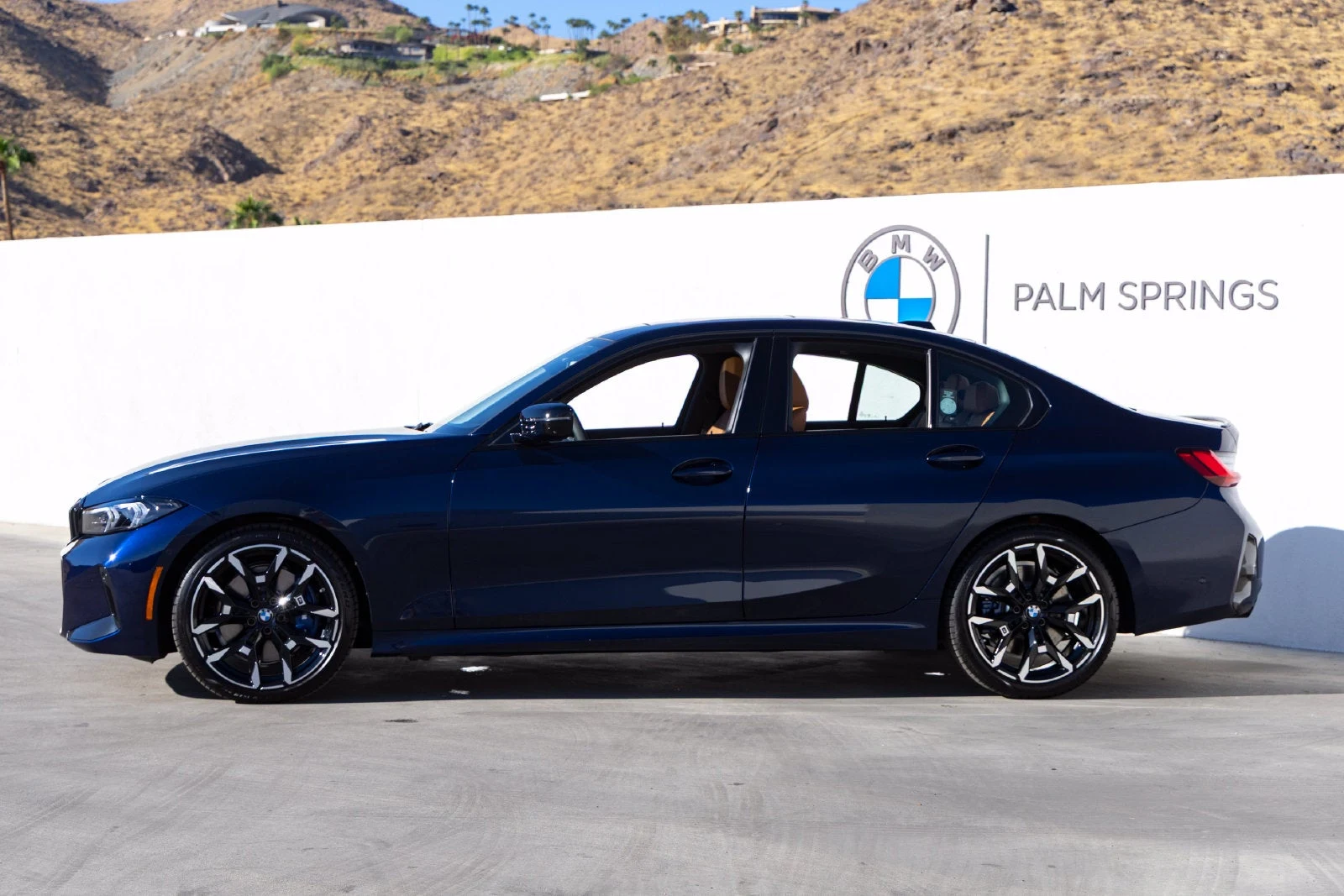 2026 BMW 330i (G20), 3/20