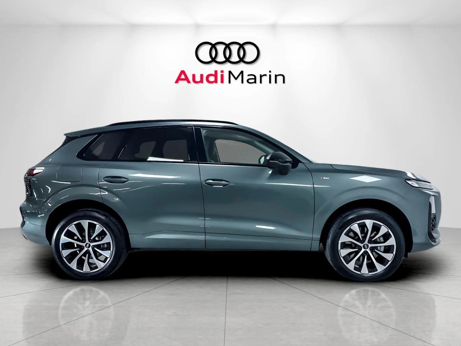 2026 Audi Q3 S line (FJ), 6/20
