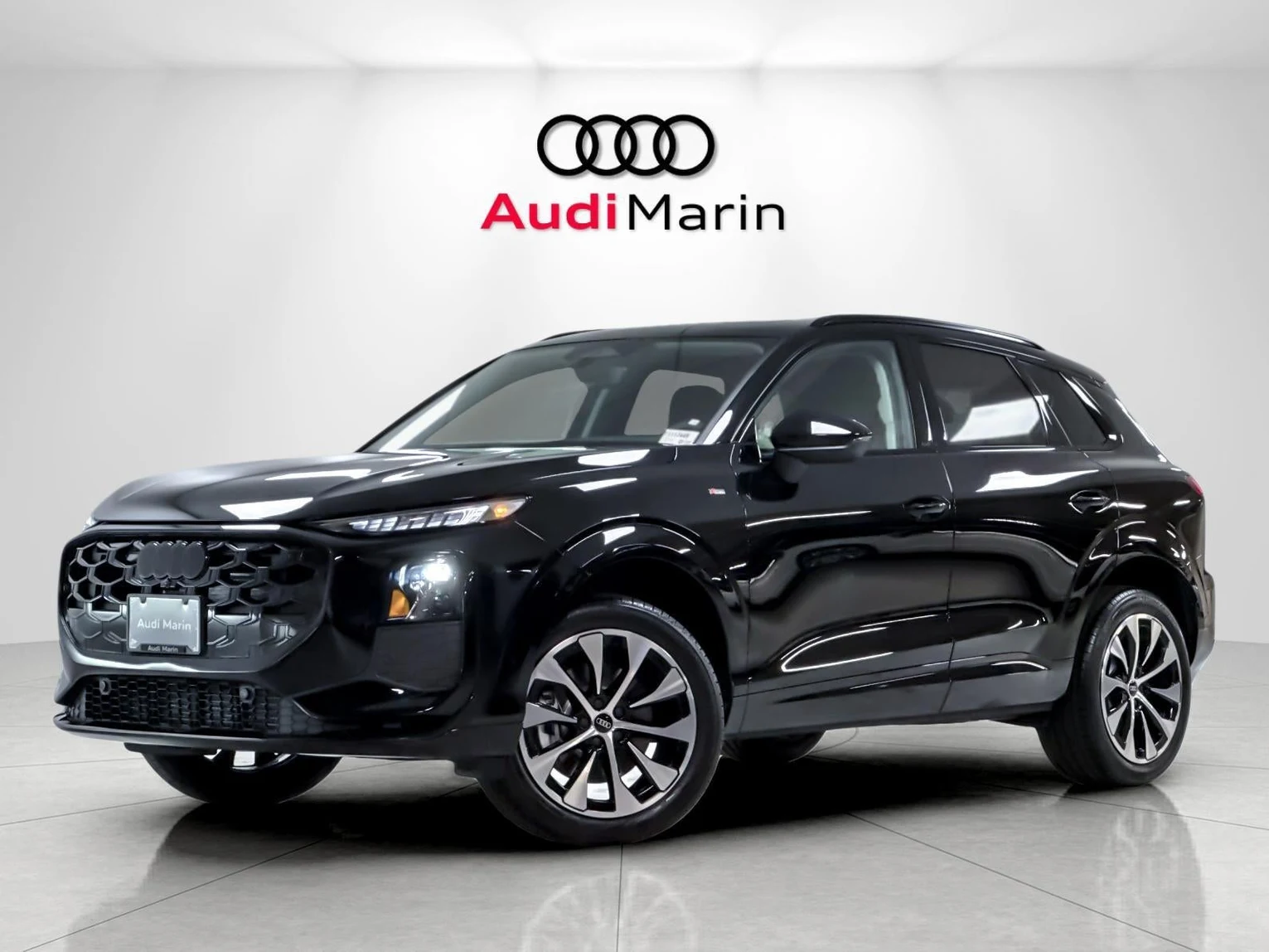 Audi Q3 S line (FJ) · Mythos Black Metallic · Indigo Auto Group