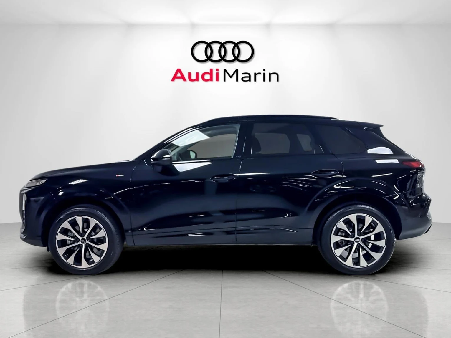 2026 Audi Q3 S line (FJ), 2/20