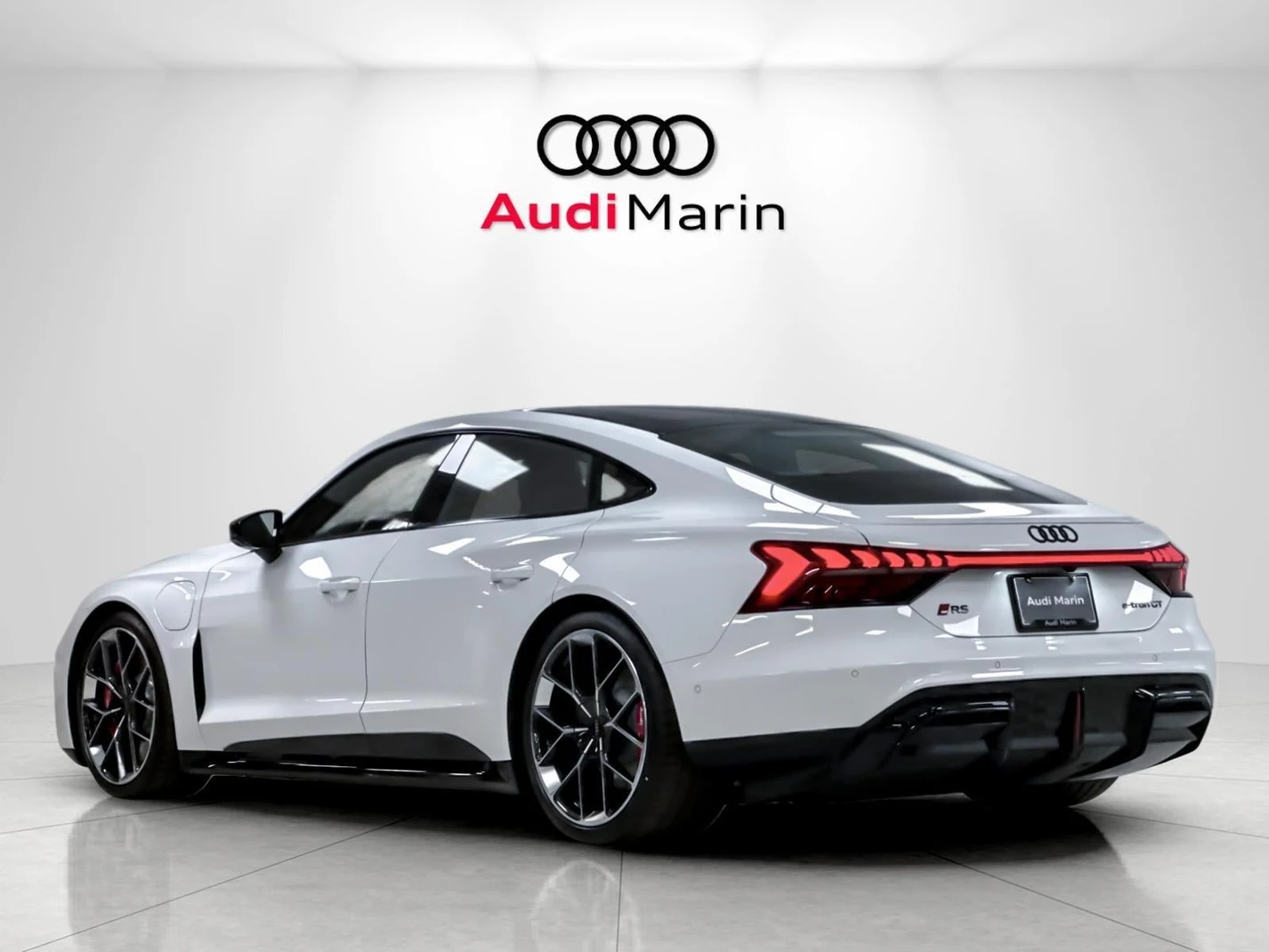 2026 Audi RS e-tron GT performance (2025 Update), 3/20