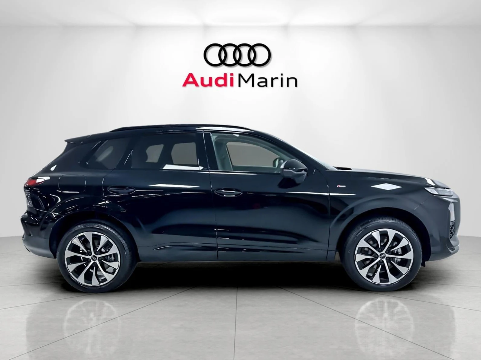 2026 Audi Q3 S line (FJ), 6/20
