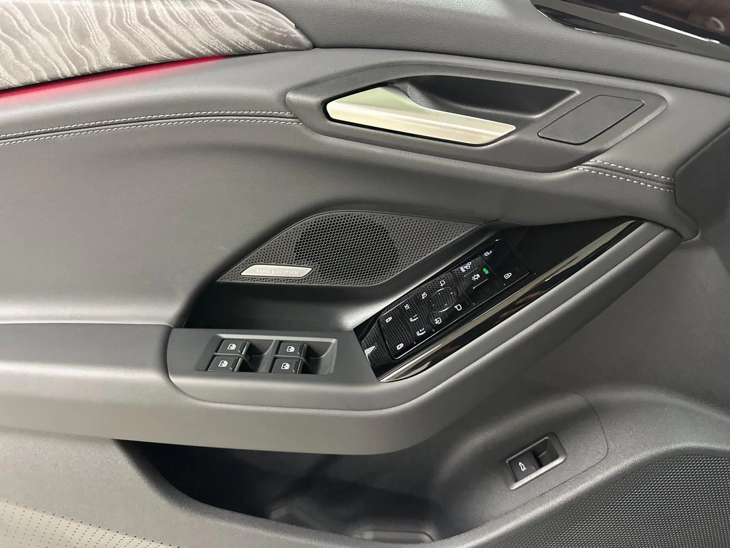 2027 Audi A6 e-tron Sportback Premium Plus, 10/20