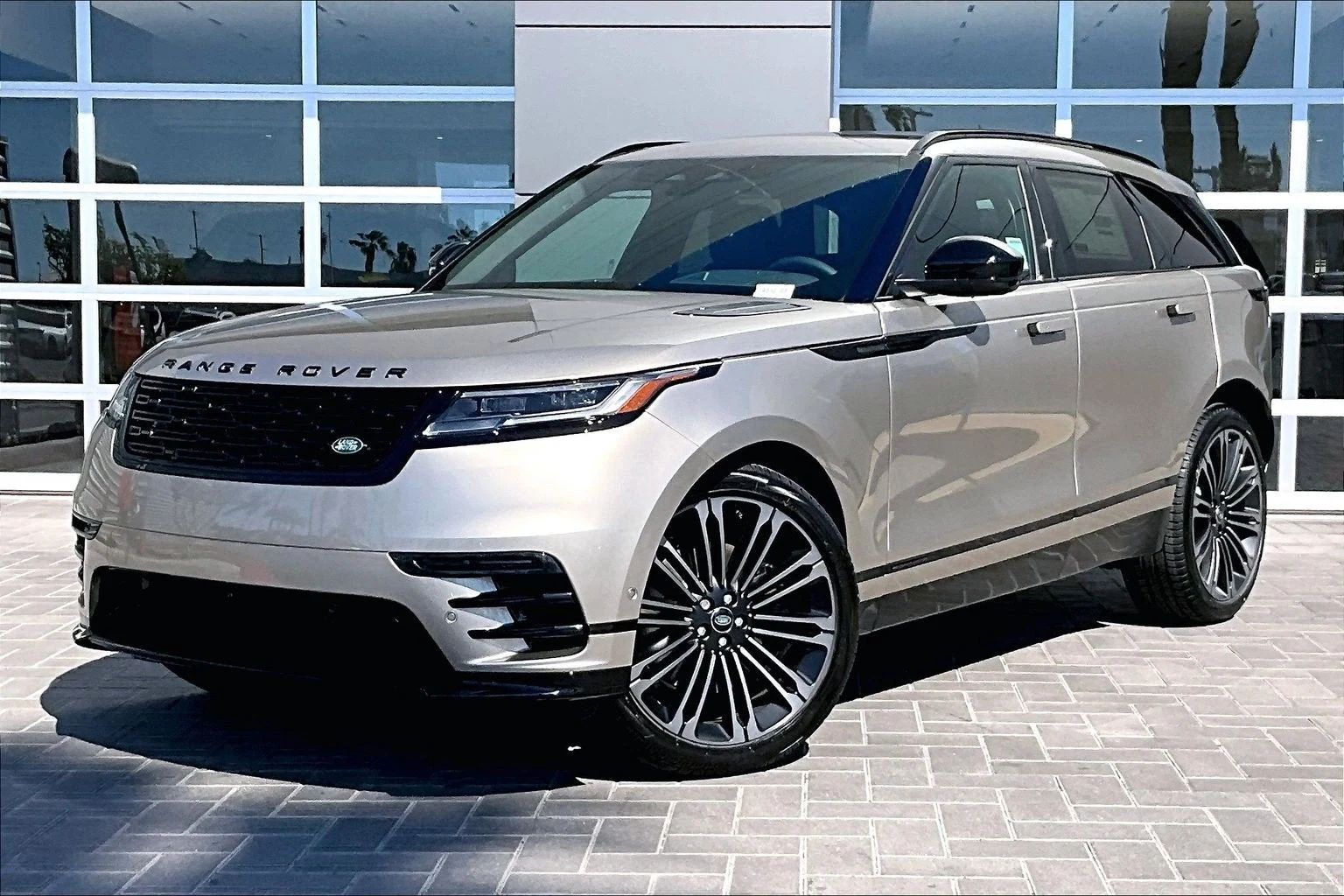 Land Rover Range Rover Velar P250 (L560) · Gold · Indigo Auto Group