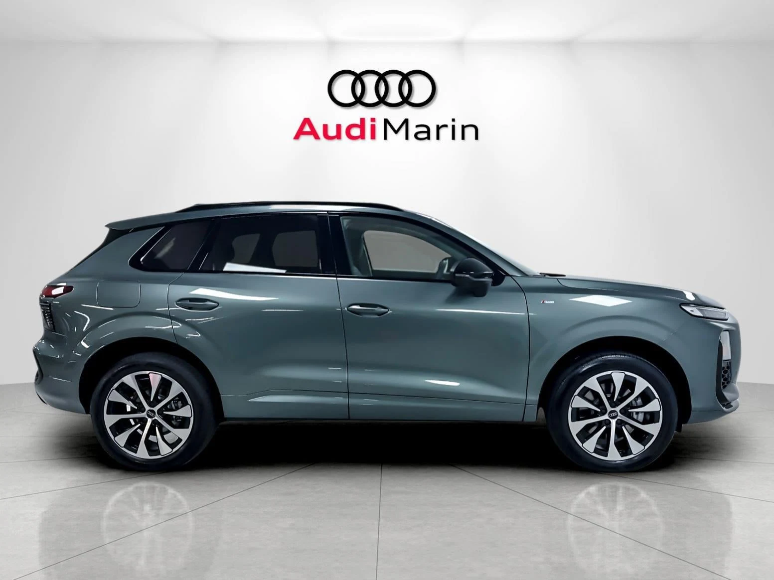 2026 Audi Q3 S line (FJ), 6/20