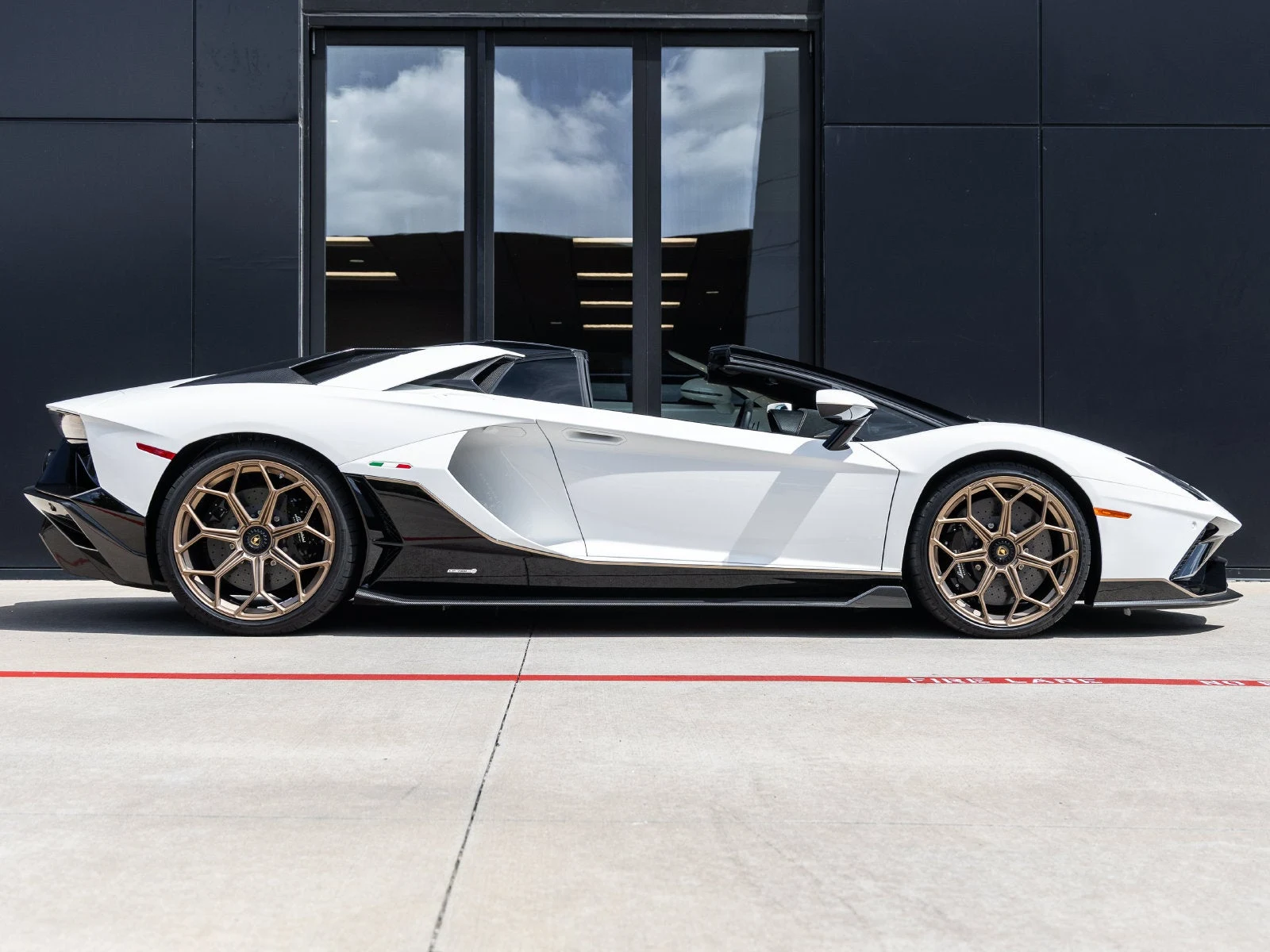 2022 Lamborghini Aventador LP 780-4 Ultimae Roadster, 13/20