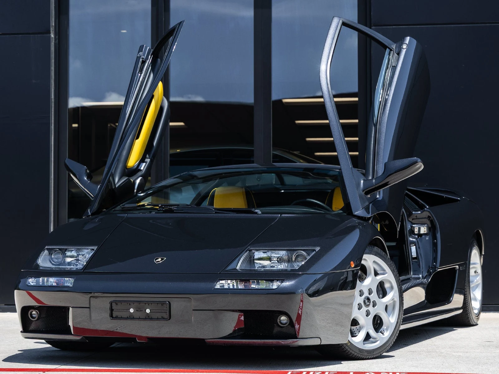 2001 Lamborghini Diablo VT 6.0, 2/20