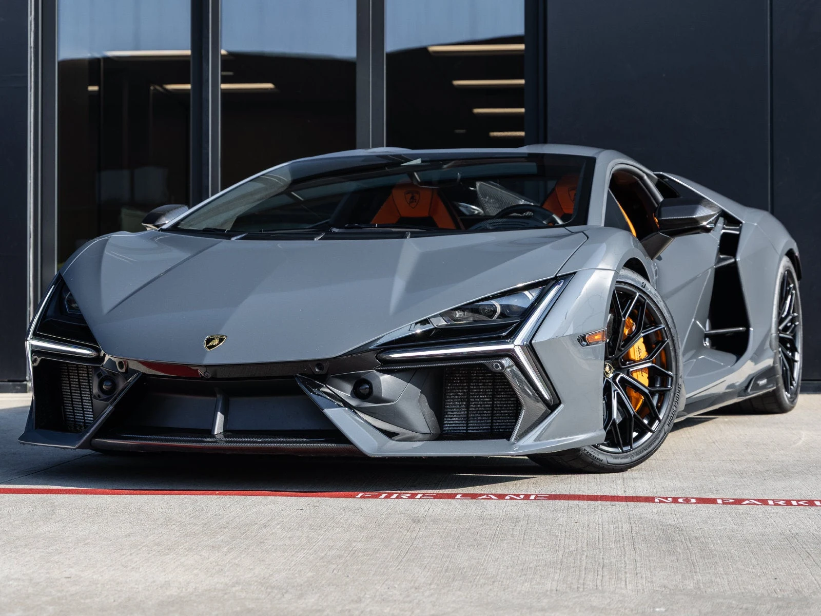 Lamborghini Revuelto · Grigio Telesto Metallic · Indigo Auto Group