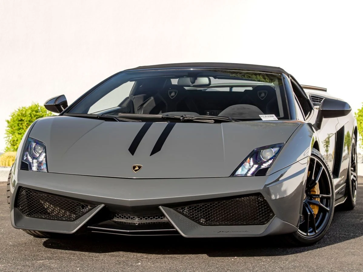 2012 Lamborghini Gallardo LP 570-4 Spyder Performante, 2/20
