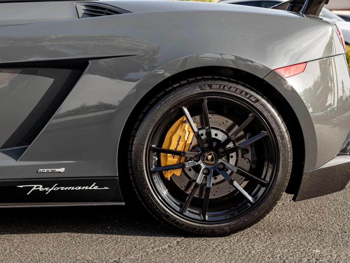 2012 Lamborghini Gallardo LP 570-4 Spyder Performante, 16/20