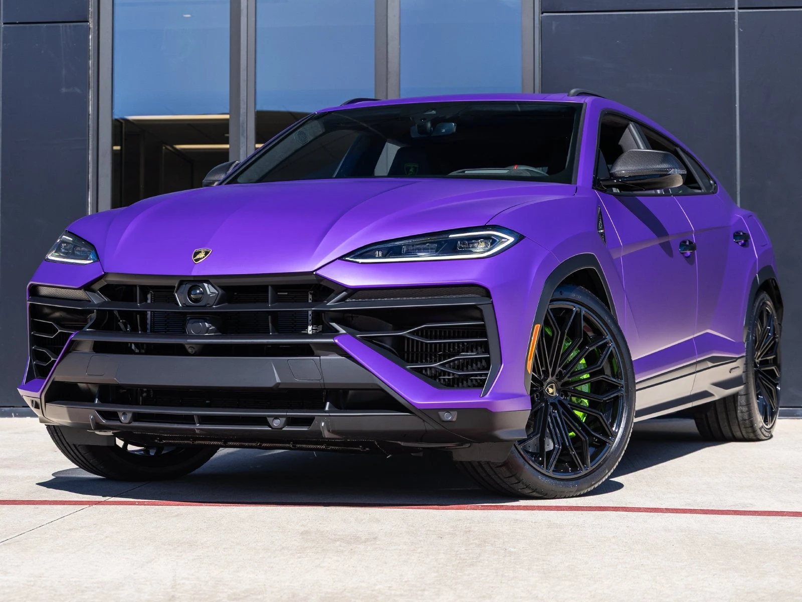 Lamborghini Urus SE · Viola Nebula Matt · Indigo Auto Group