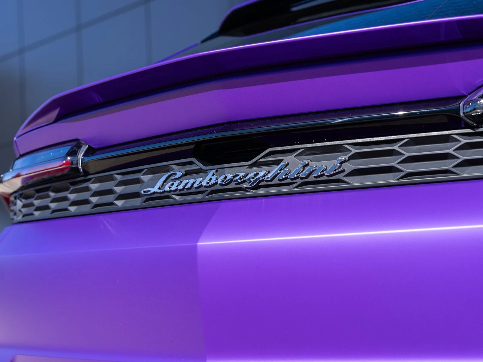 2025 Lamborghini Urus SE, 11/20