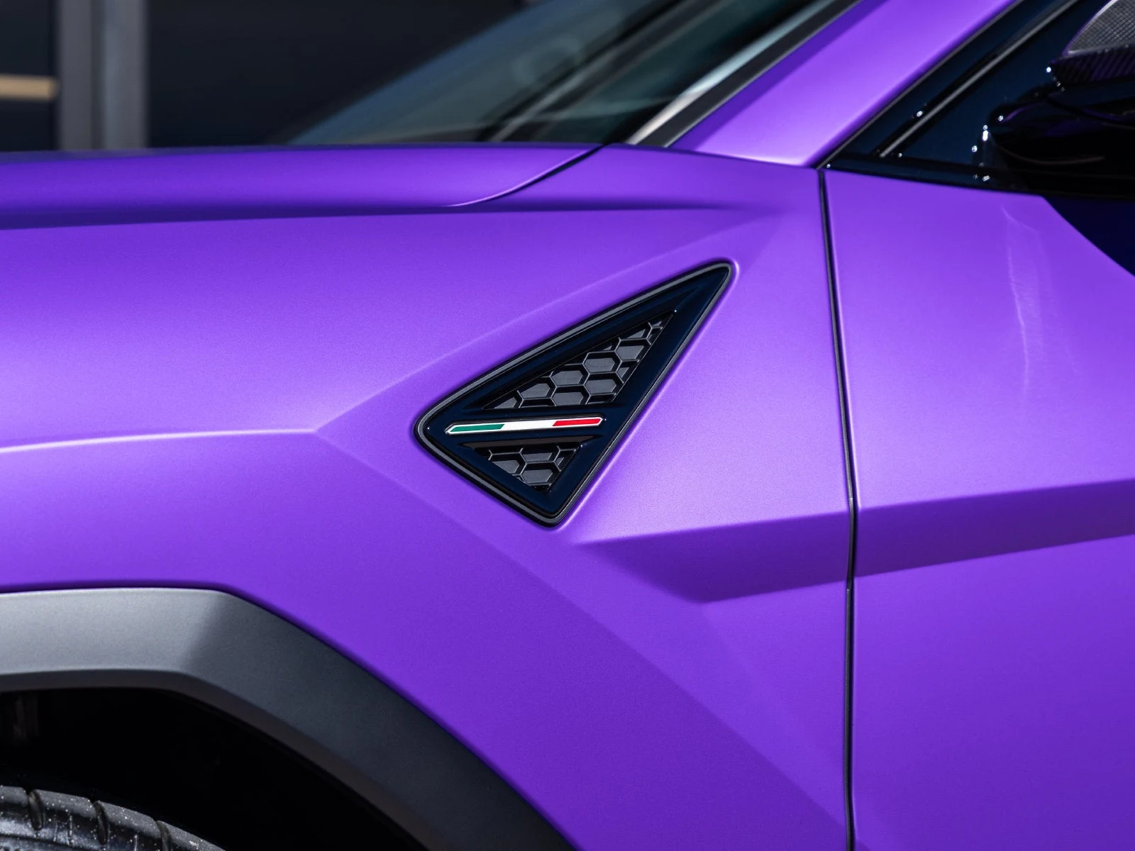 2025 Lamborghini Urus SE, 13/20