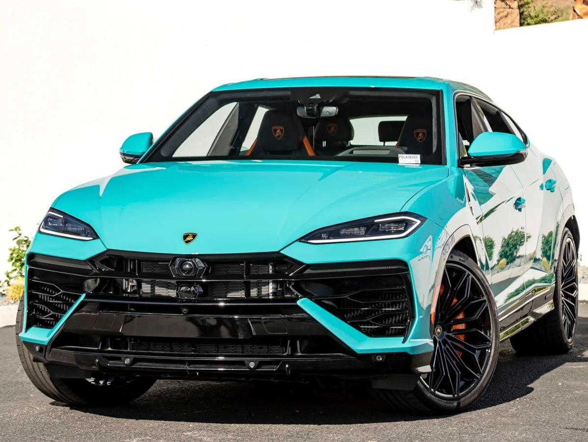 Lamborghini Urus SE · Blu Glauco · Indigo Auto Group