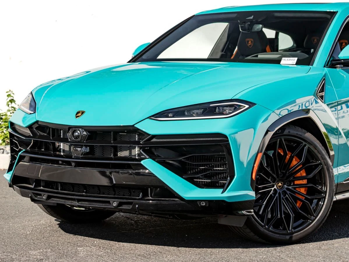 2025 Lamborghini Urus SE, 2/20