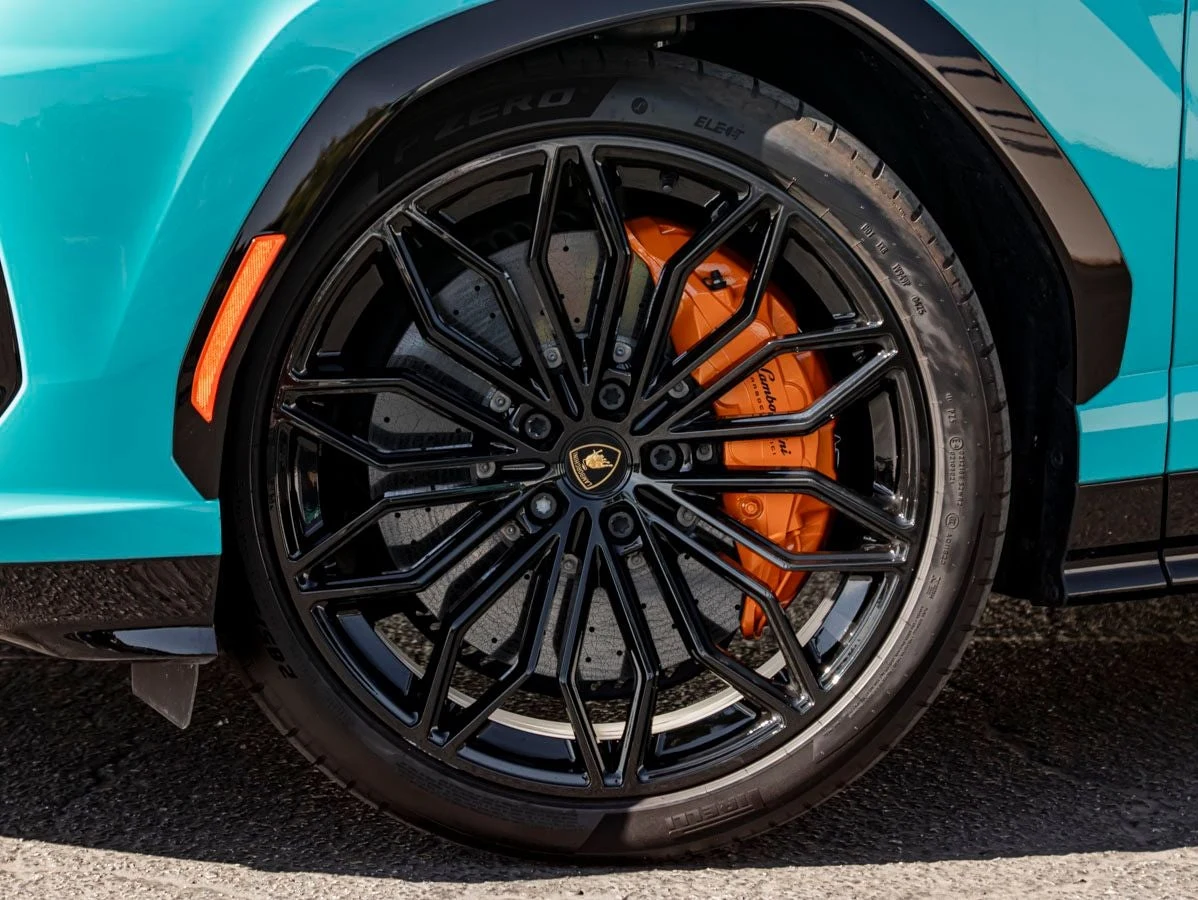 2025 Lamborghini Urus SE, 12/20