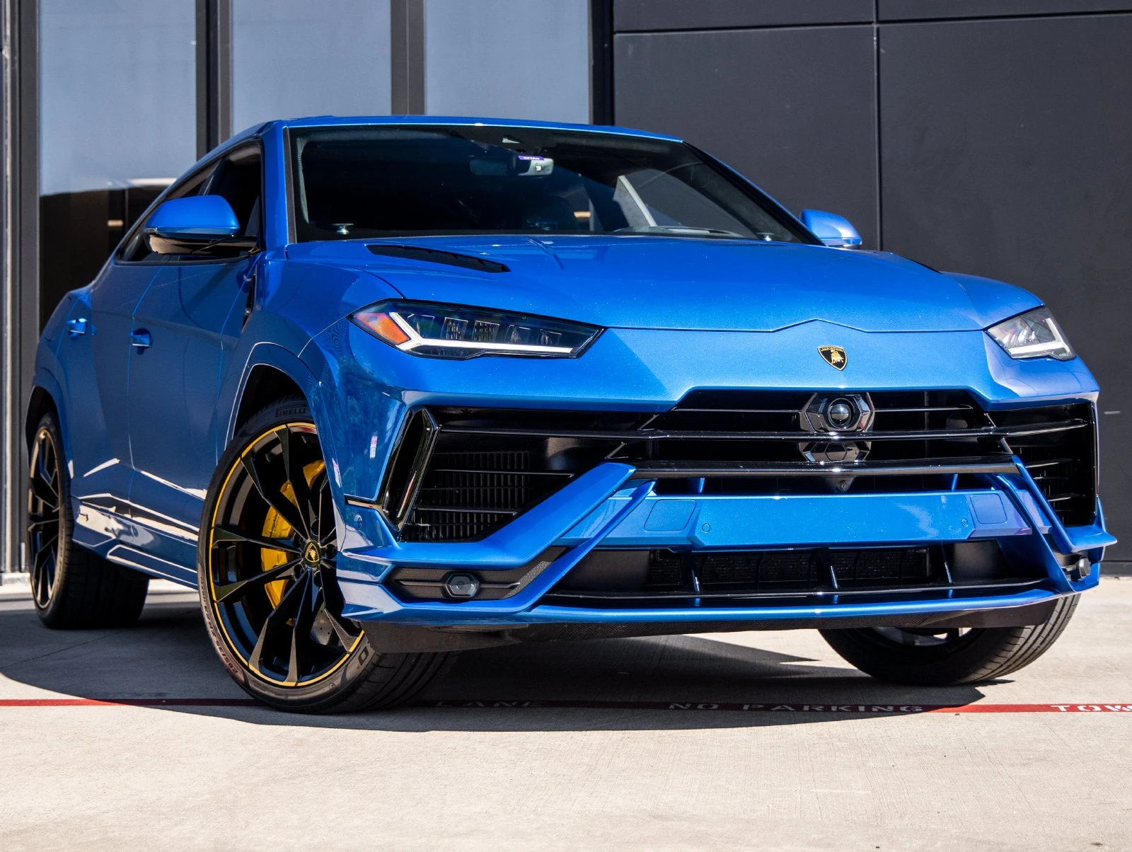 2024 Lamborghini Urus S, 2/20