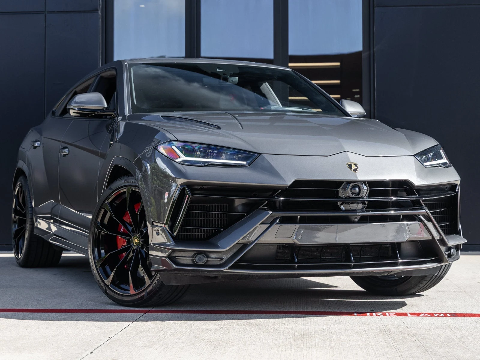 2024 Lamborghini Urus S, 2/20